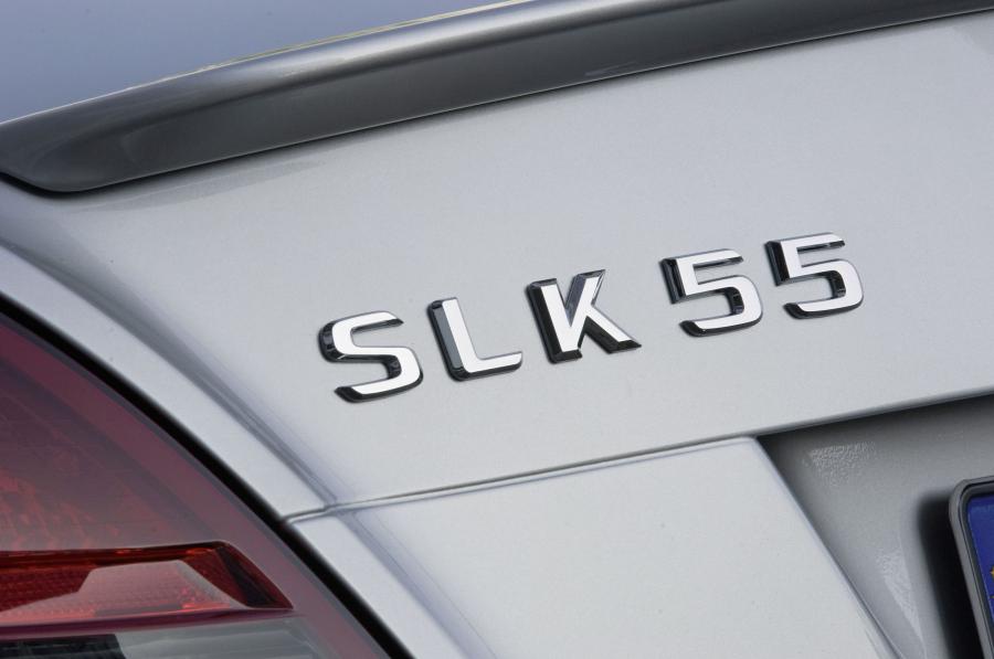  Mercedes-Benz SLK55 AMG 2008 года  (фото 35 из 77)
